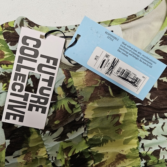 Ruched Bodycon Floral Long Sleeve Mini Dress NWT - Picture 13 of 15